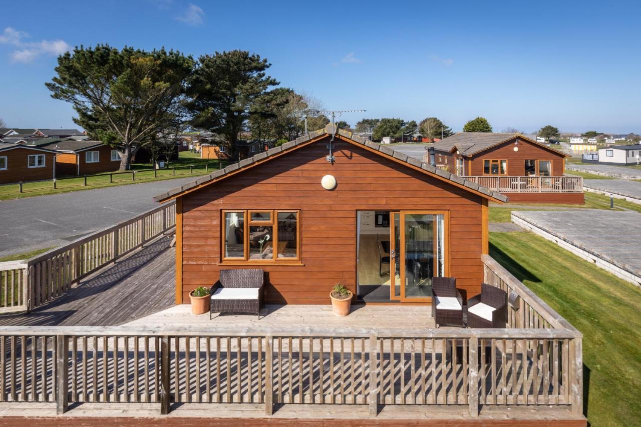Atlantic Bays Holiday Park Saint Ervan Buitenkant foto
