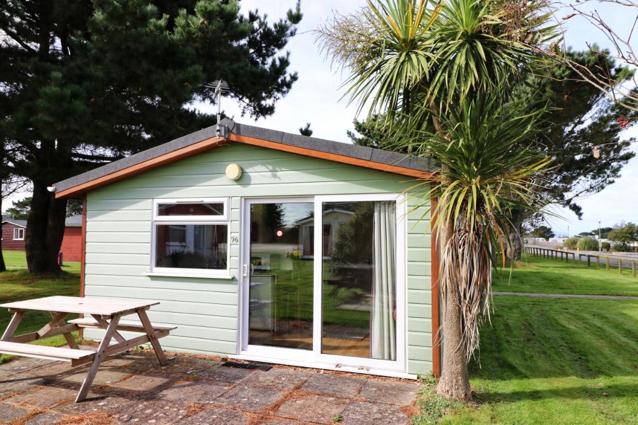 Atlantic Bays Holiday Park Saint Ervan Buitenkant foto